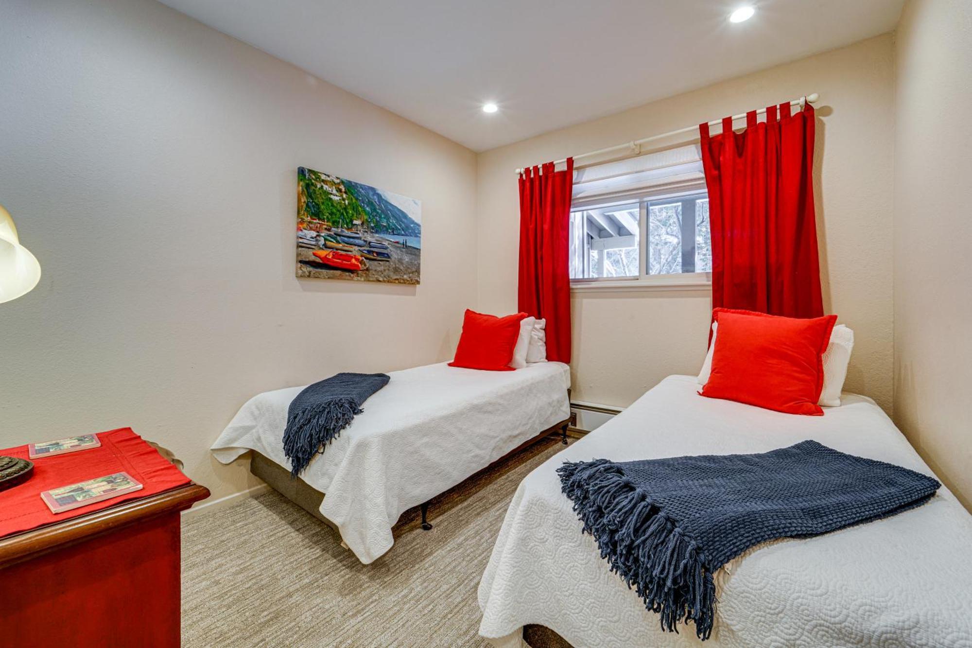 Tahoe Condo About 1 Mi To Diamond Peak Ski Resort! Incline Village Bagian luar foto